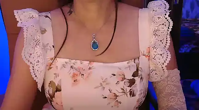 Snapshot of _Blue_Ruubyy_ chatting on 01.21.25  Blue Ruubyy  online show from 01.21.25