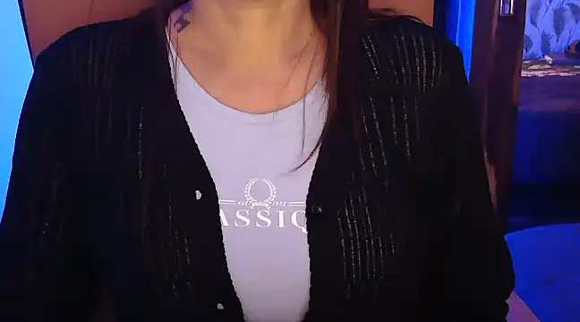 Snapshot of _Blue_Ruubyy_ chatting on 01.21.25  Blue Ruubyy  online show from 01.21.25