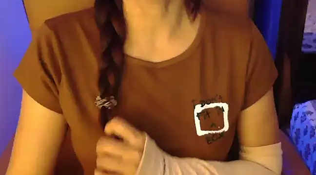 Snapshot of _Blue_Ruubyy_ chatting on 03.11.25  Blue Ruubyy  online show from 03.11.25