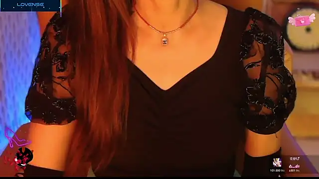 Snapshot of _Blue_Ruubyy_ chatting on 10.16.25  Blue Ruubyy  online show from 10.16.25