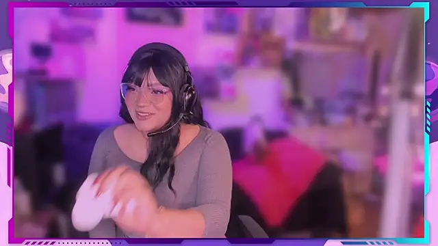 MegariaB online show from 11.21.25