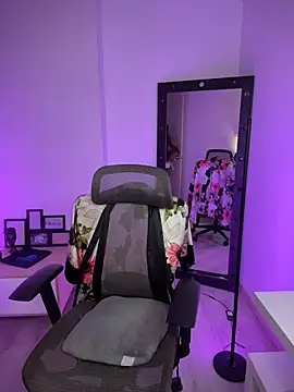 evangeline ch online show from 11.28.25