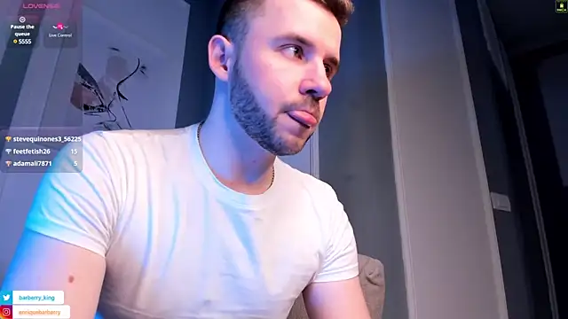 Snapshot of EnriqueBarberry chatting on 01.08.25 EnriqueBarberry online show from 01.08.25