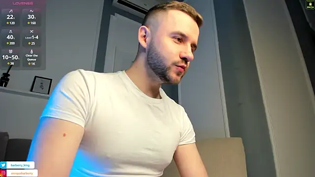 Snapshot of EnriqueBarberry chatting on 01.18.25 EnriqueBarberry online show from 01.18.25