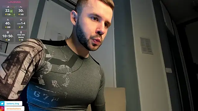 Snapshot of EnriqueBarberry chatting on 02.14.25 EnriqueBarberry online show from 02.14.25