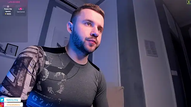 Snapshot of EnriqueBarberry chatting on 02.17.25 EnriqueBarberry online show from 02.17.25