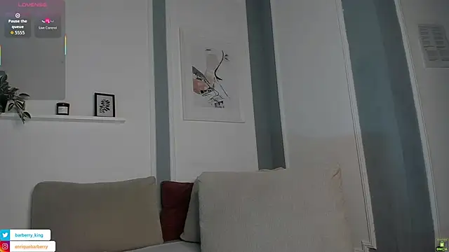Snapshot of EnriqueBarberry chatting on 11.07.25 EnriqueBarberry online show from 11.07.25