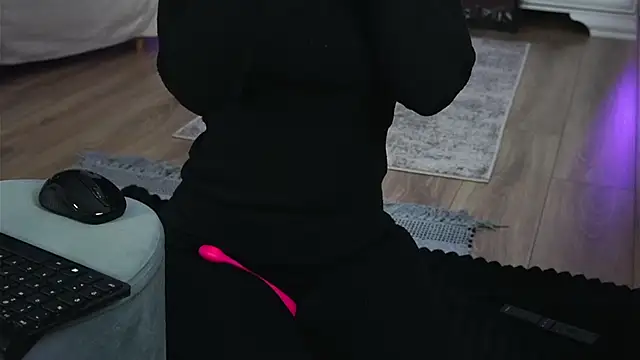 ivyleague  online show from 01.16.26