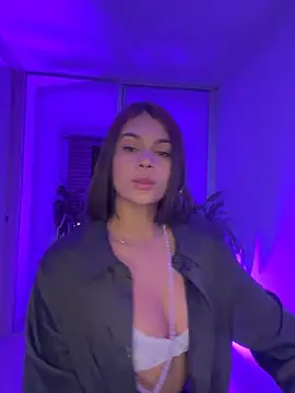 Snapshot of Susi_bell chatting on 01.12.25 Susi bell online show from 01.12.25