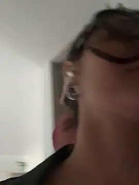 Snapshot of Susi_bell chatting on 03.20.25 Susi bell online show from 03.20.25