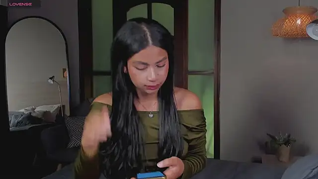 nayah   online show from 01.09.26