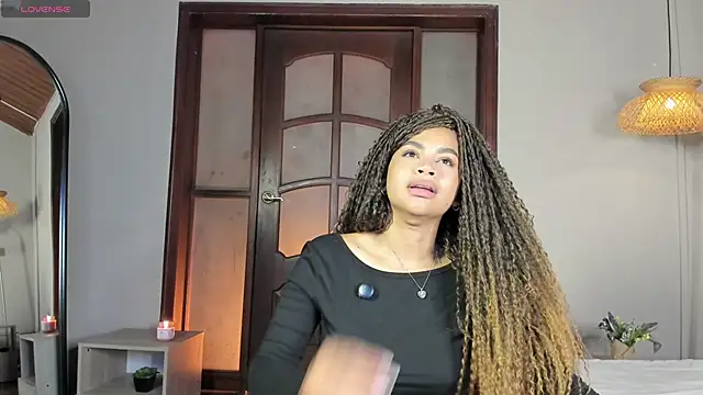 nayah   online show from 03.09.26