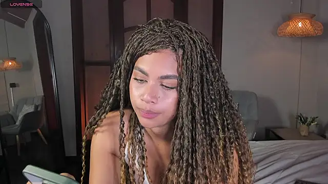 nayah   online show from 03.14.26