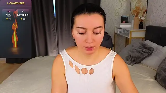 YourSweetDream  online show from 12.21.24