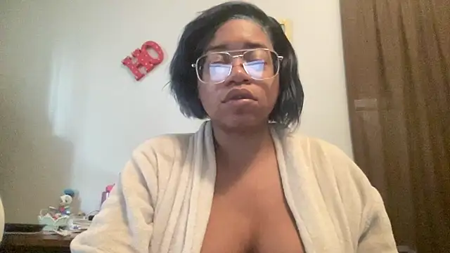 MommyConfident online show from 10.21.25