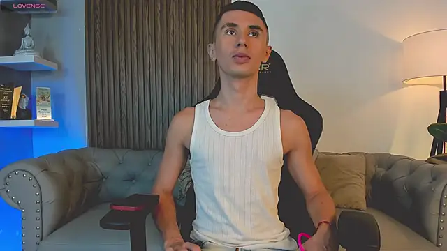 Snapshot of Jotastevensxx chatting on 10.15.25 Jotastevensxx online show from 10.15.25