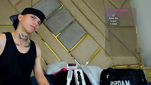 AmberAdams  online show from 10.20.25