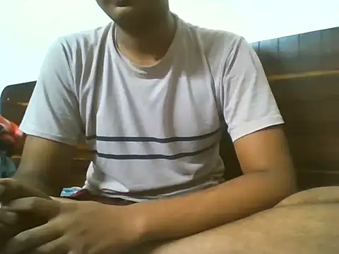 Dusky Aarav online show from 10.08.25