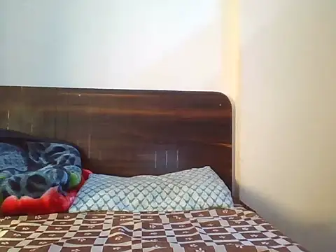 Dusky Aarav online show from 10.14.25