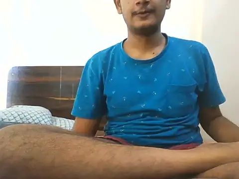 Dusky Aarav online show from 10.15.25