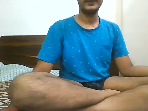 Dusky Aarav online show from 10.19.25