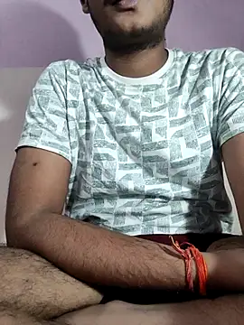 Dusky Aarav online show from 12.14.25