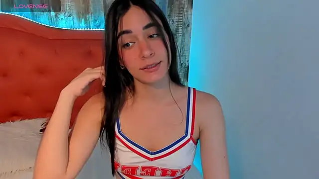 Emma Sophia2 online show from 02.27.25