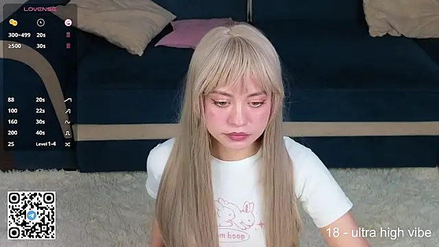 Snapshot of mybunnywendy chatting on 09.08.25 mybunnywendy online show from 09.08.25