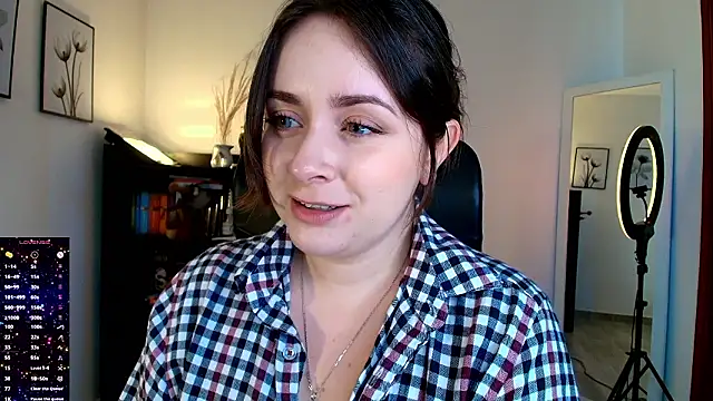 Snapshot of miss_seline chatting on 02.18.26 miss seline online show from 02.18.26