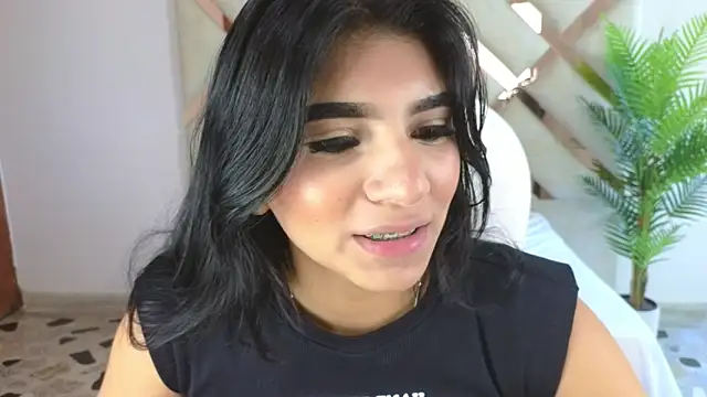 Snapshot of maiaa_ruiz chatting on 01.29.25 maiaa ruiz online show from 01.29.25