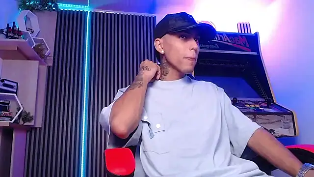 Liam lee online show from 03.06.25