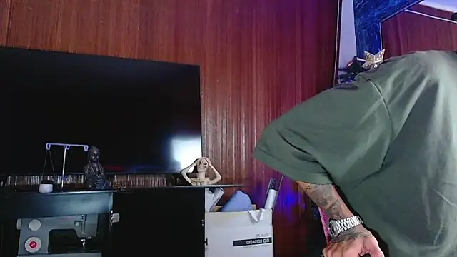 Liam lee online show from 12.16.25