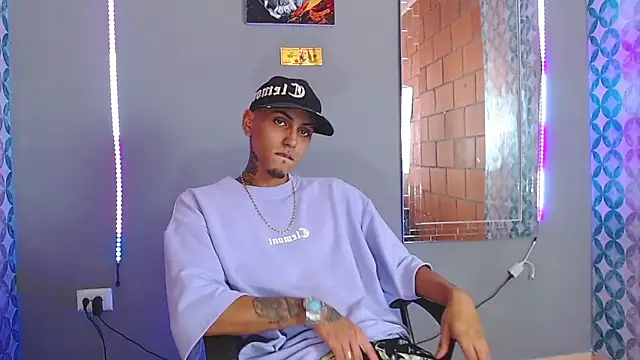 Liam lee online show from 04.21.26