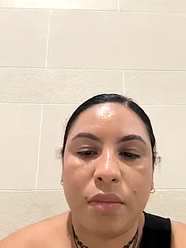 Snapshot of Francesca_ferrari chatting on 10.24.25 Francesca ferrari online show from 10.24.25