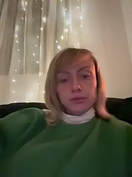 Snapshot of haileyhope_ chatting on 02.15.26 haileyhope online show from 02.15.26