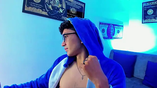 TylerWhite  online show from 01.24.25