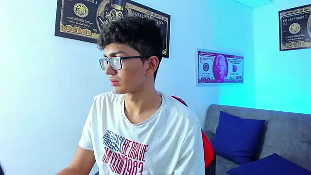 TylerWhite  online show from 02.01.25