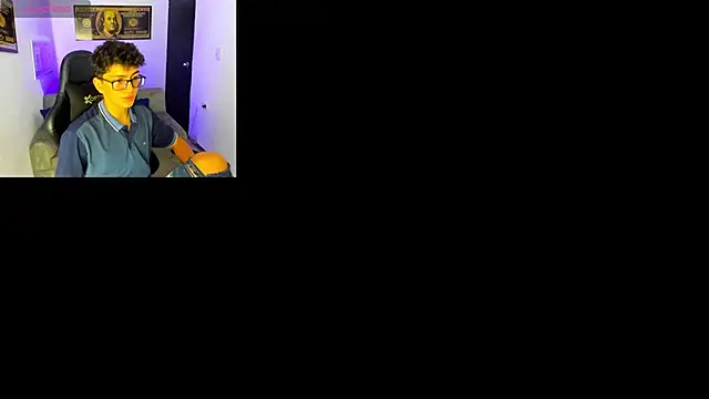 TylerWhite  online show from 03.04.25