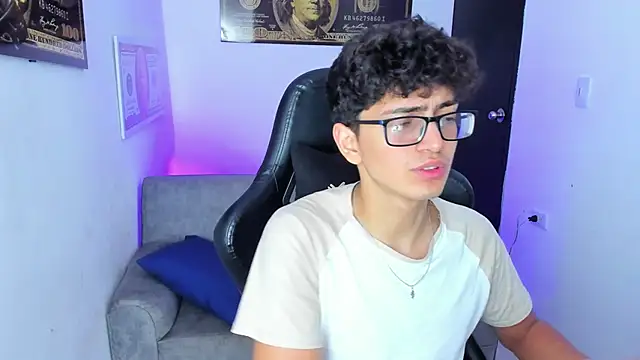 TylerWhite  online show from 03.09.25