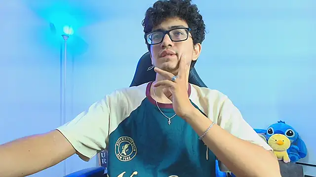 TylerWhite  online show from 10.02.25