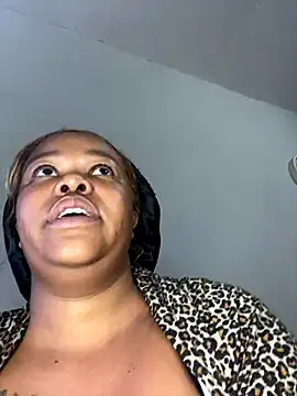 Mandy-101 online show from 10.31.25