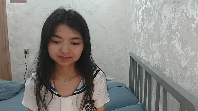 Shy Kira online show from 07.06.26