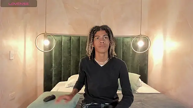 Maxim-Walker online show from 01.29.25