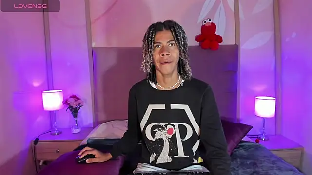 Maxim-Walker online show from 02.07.25