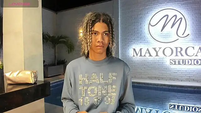 Maxim-Walker online show from 03.02.25