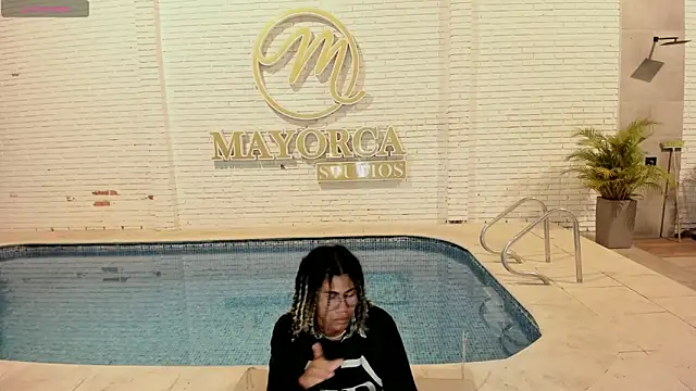 Maxim-Walker online show from 09.27.25