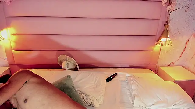 Maxim-Walker online show from 09.30.25