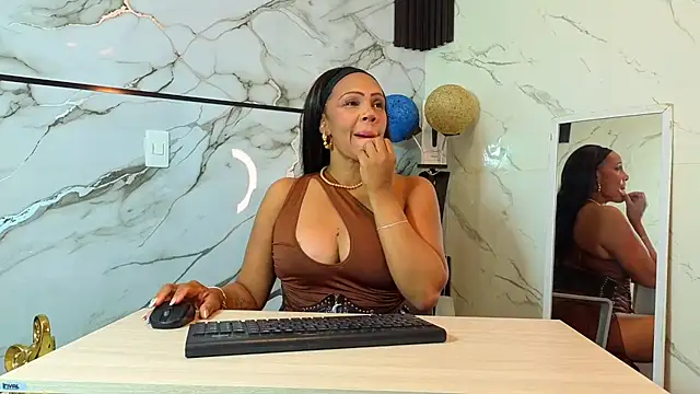 AmberNix online show from 06.23.26