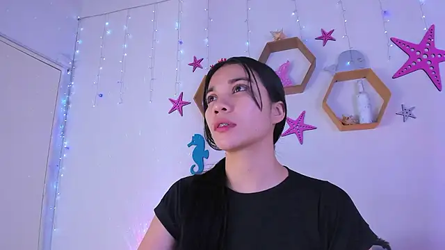 Emiily Parkerr online show from 11.05.25