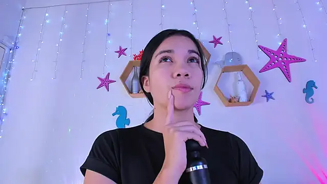 Emiily Parkerr online show from 12.16.25